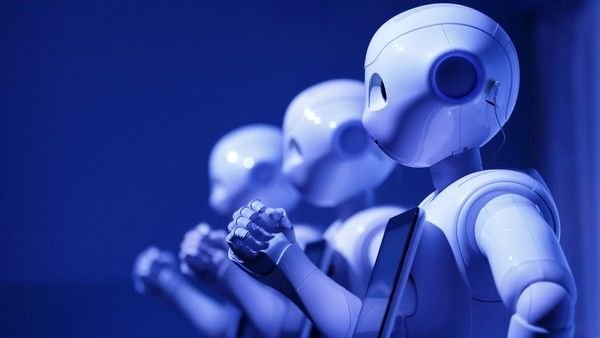 human-behind-robot